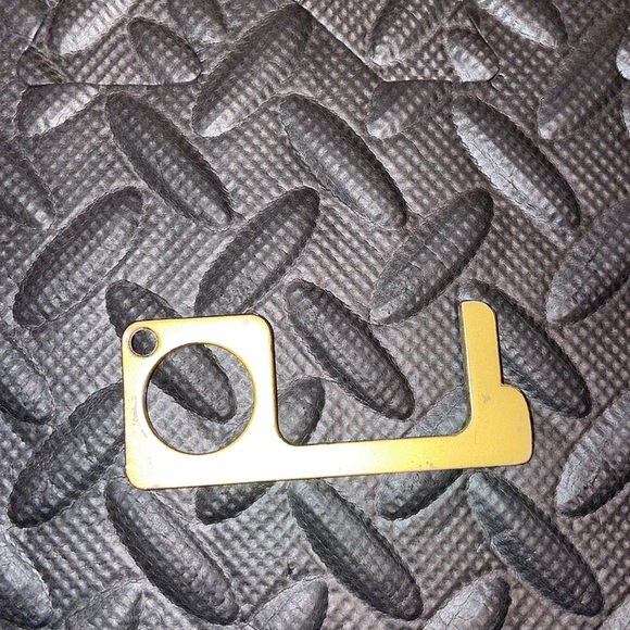 Elevator door key protector germs sick COVID 19 face masks groceries kids school - Picture 1 of 2